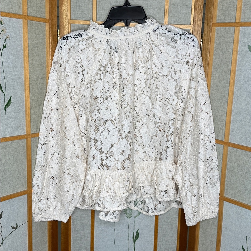 NWT LOFT Women’s Whitecap Cream Floral Lace Ruffle Peplum Blouse Top size L - Picture 6 of 8
